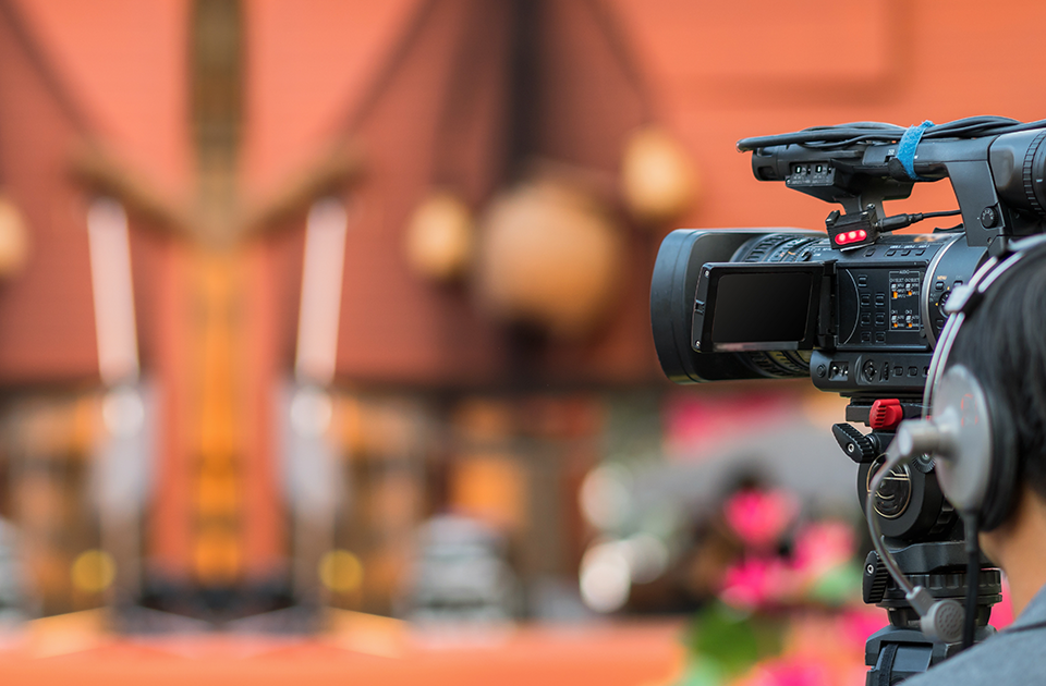 Camarógrafo Encargado De La Producción Audiovisual Uxha